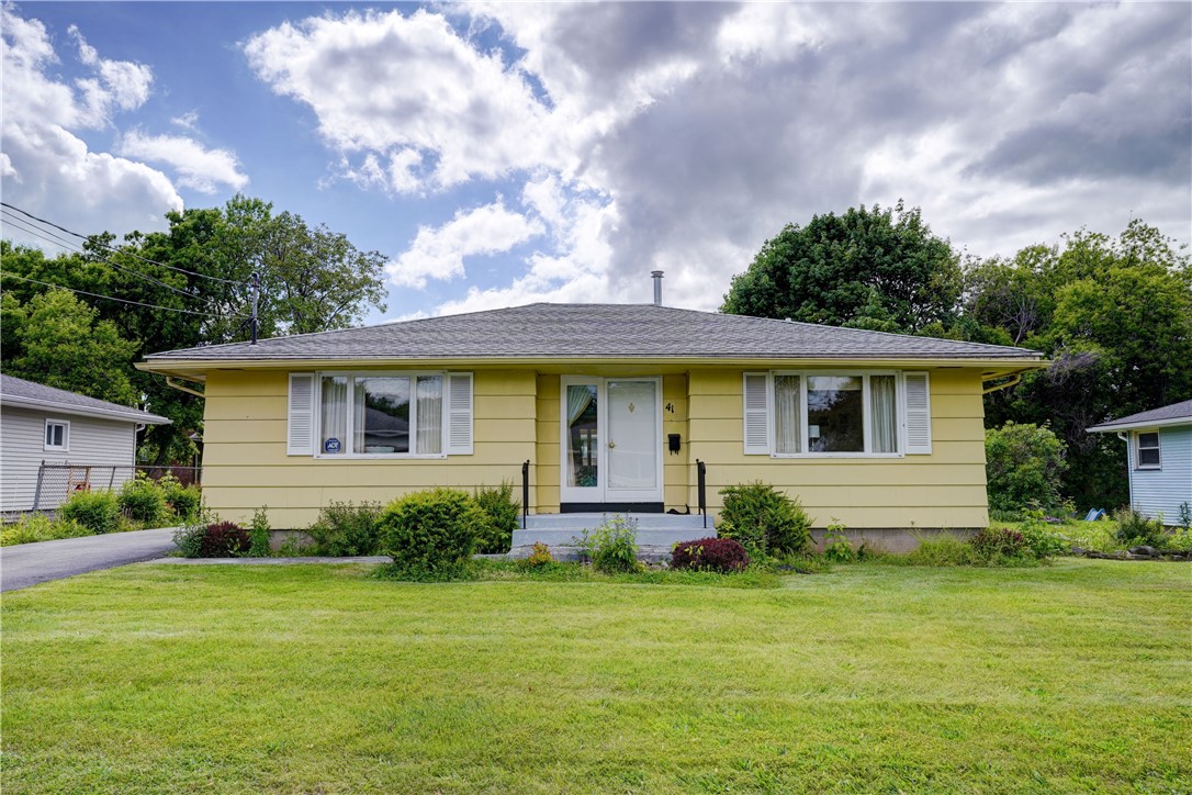 41 Leicestershire Road, Irondequoit, New York image 3