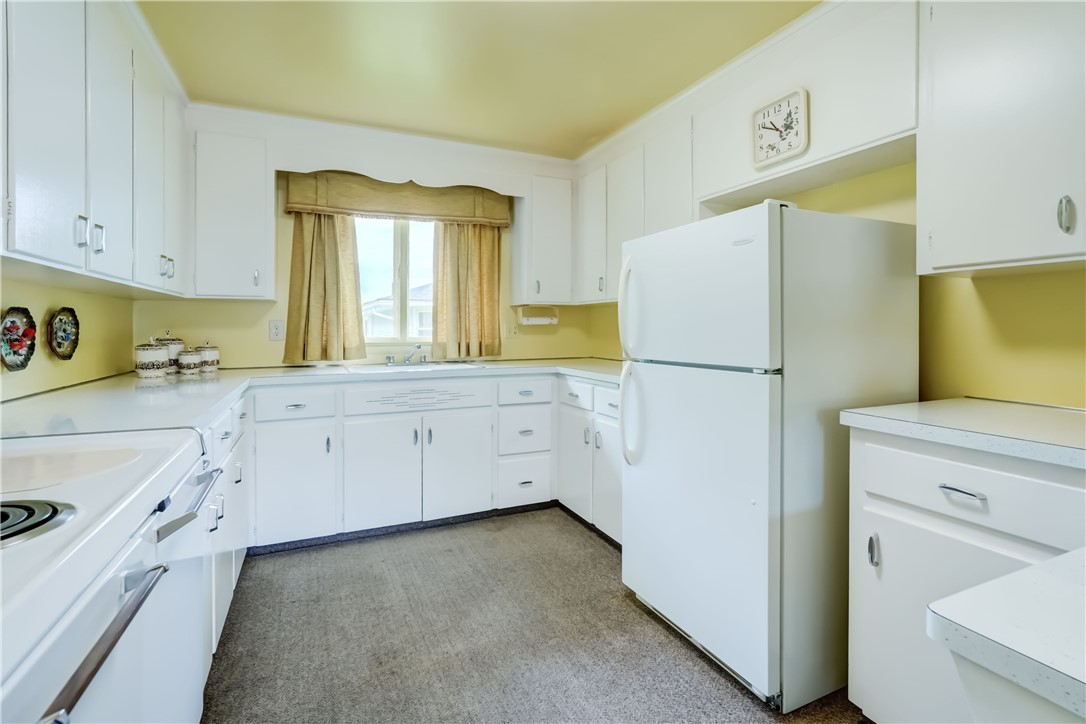 41 Leicestershire Road, Irondequoit, New York image 27