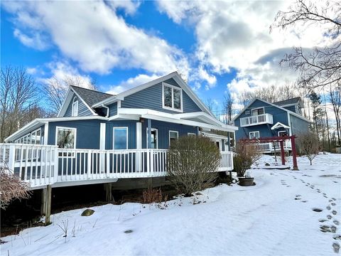 11604 Tompkins Point Road Wolcott NY 14590