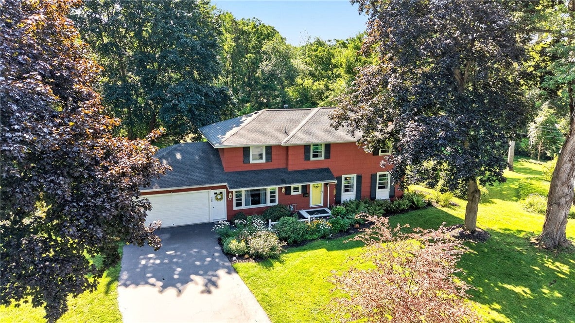 50 Leonard Crescent