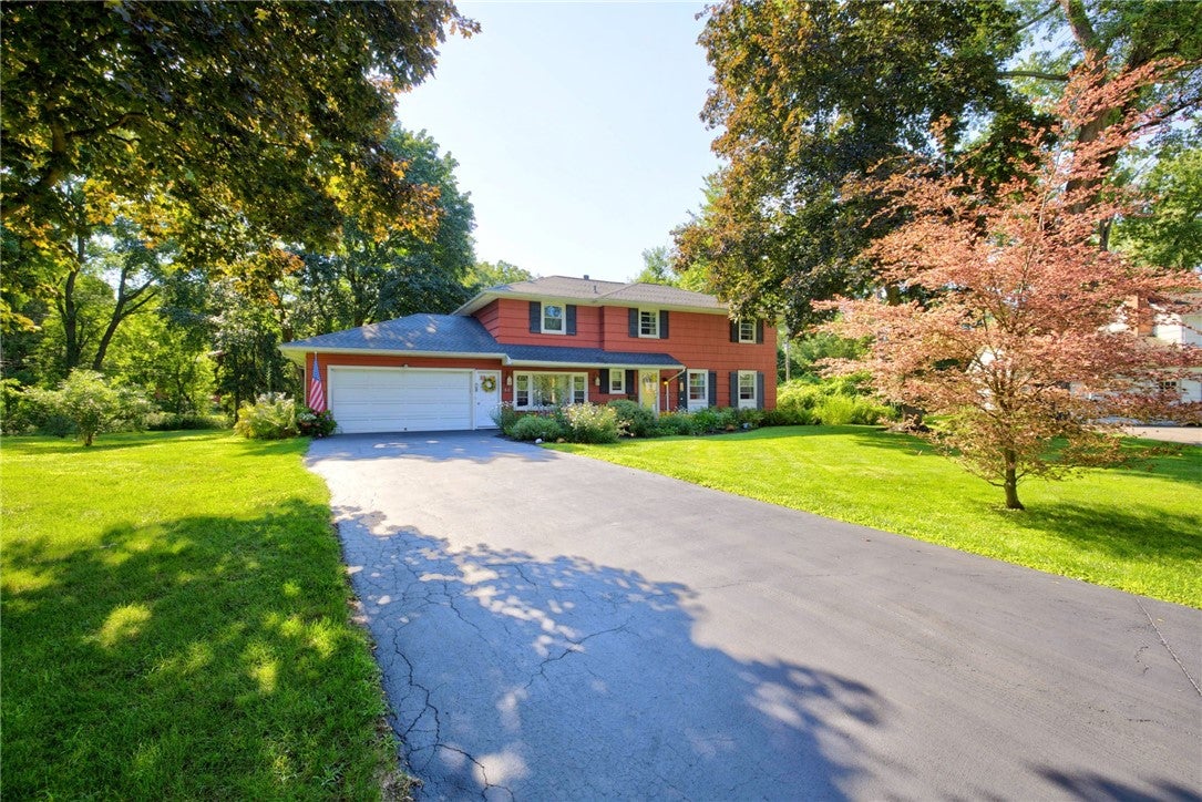 50 Leonard Crescent