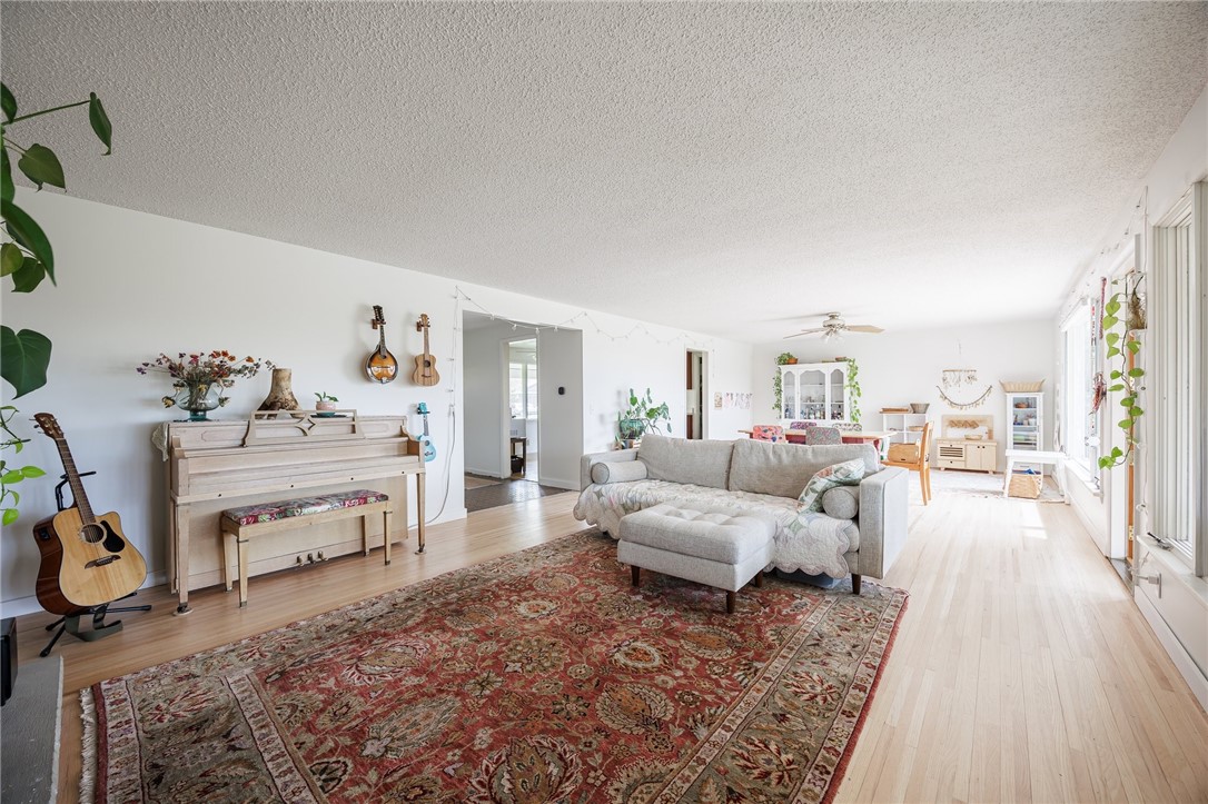 23 Eagle Rock Drive, Irondequoit, New York image 12