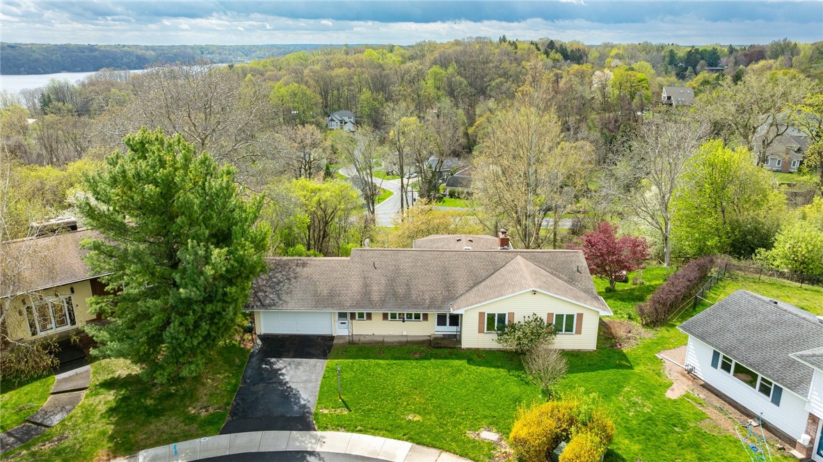 23 Eagle Rock Drive, Irondequoit, New York image 4
