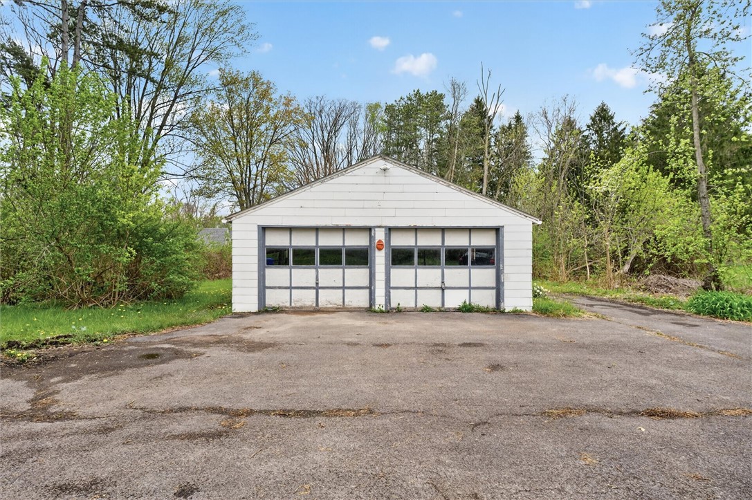 1156 Peck Road