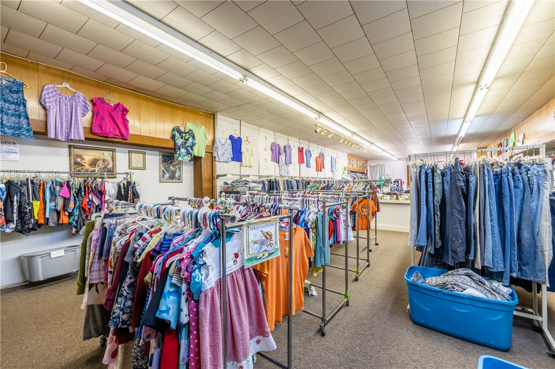 12019 E Main Street, Wolcott, New York image 12