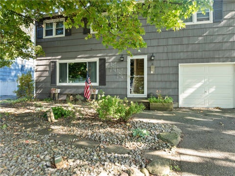 Homes For Sale - 102 Harding Avenue<br/> Salina, NY 13088
