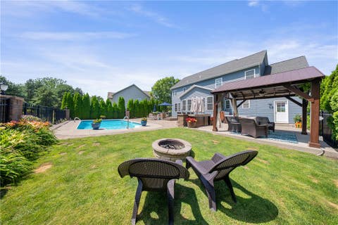 Tiny photo for 95 Blue Aspen Way, Greece, NY 14612 (MLS # R1702093)