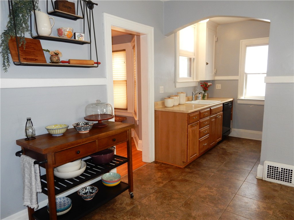 1610 Culver Road, Rochester, New York image 7