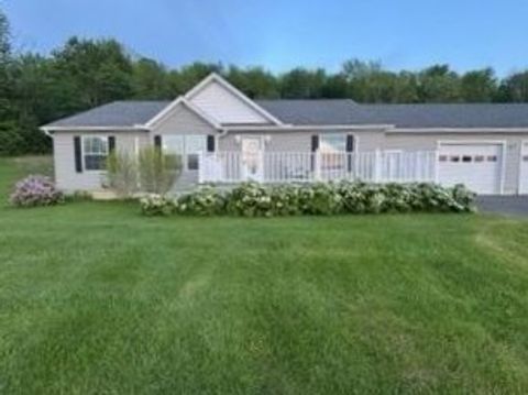 Photo of 418 Rezen Road, Middlefield, NY 13450 (MLS # R1657759)