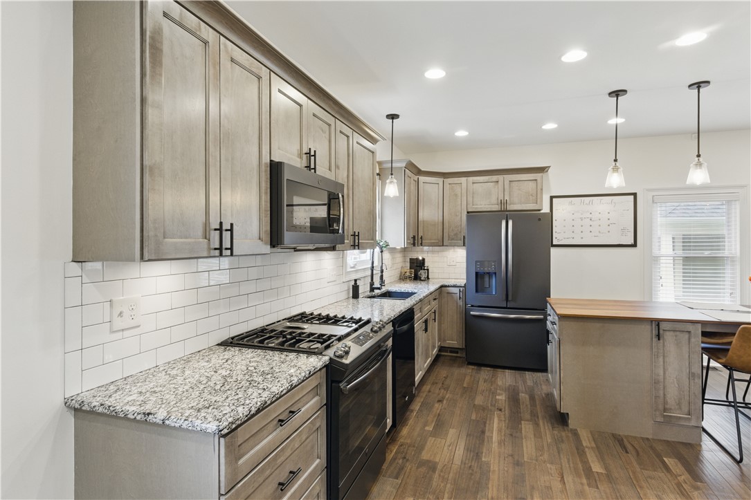 39 Salem Road, Irondequoit, New York image 22
