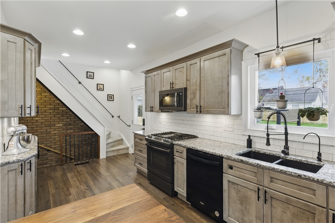 39 Salem Road, Irondequoit, New York image 20
