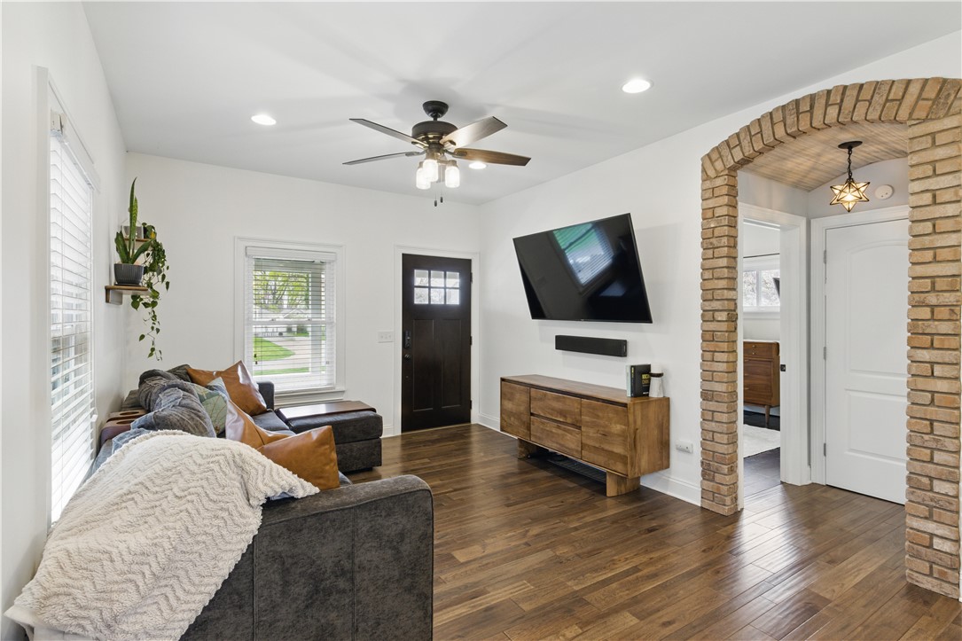 39 Salem Road, Irondequoit, New York image 11