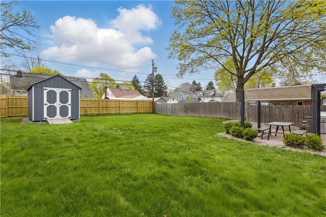 39 Salem Road, Irondequoit, New York image 40
