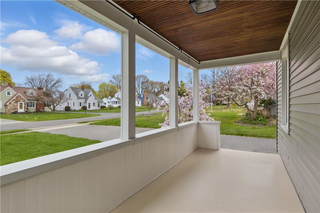 39 Salem Road, Irondequoit, New York image 10