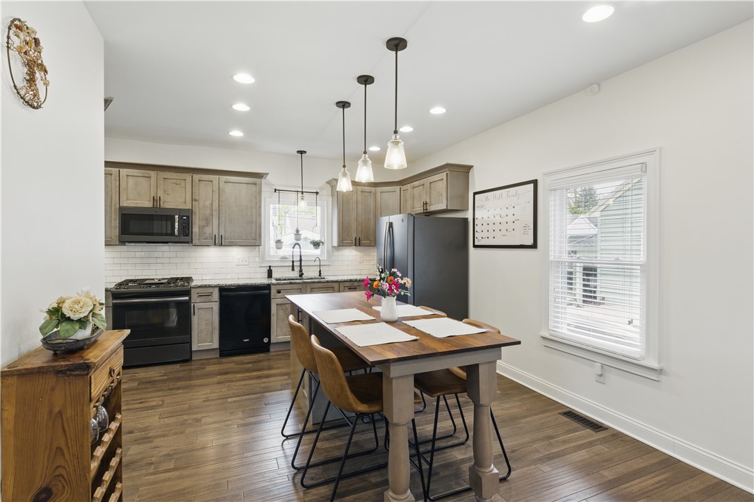 39 Salem Road, Irondequoit, New York image 15