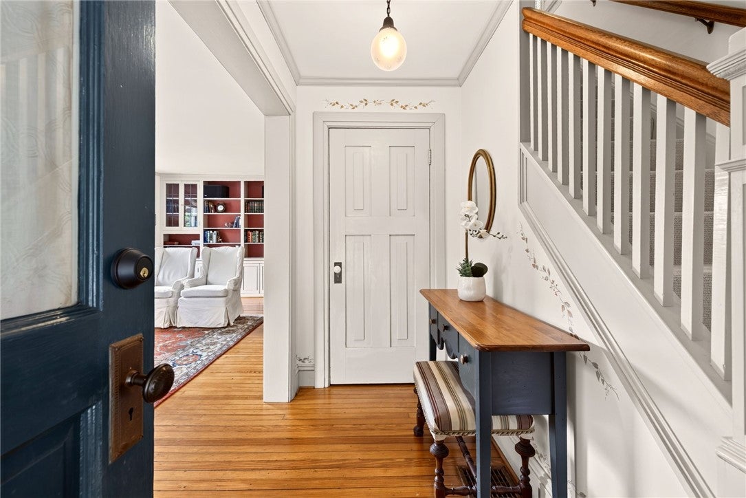 27 Locust Street