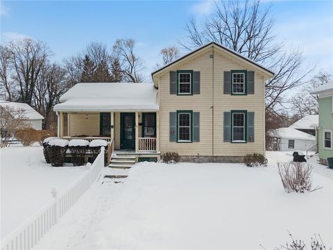 Photo of 24 Fitch Avenue, Auburn, NY 13021 (MLS # R1659845)