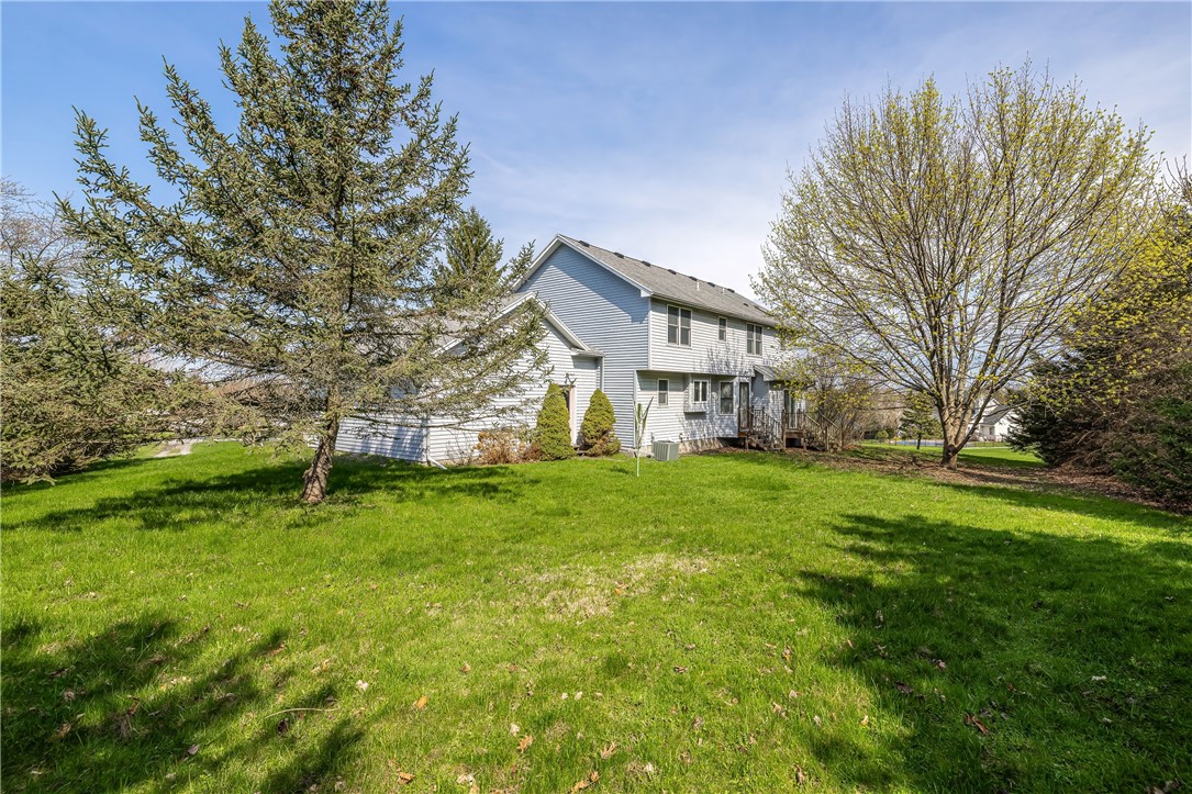 8 Hawkes Trail Trl, Penfield, New York image 38