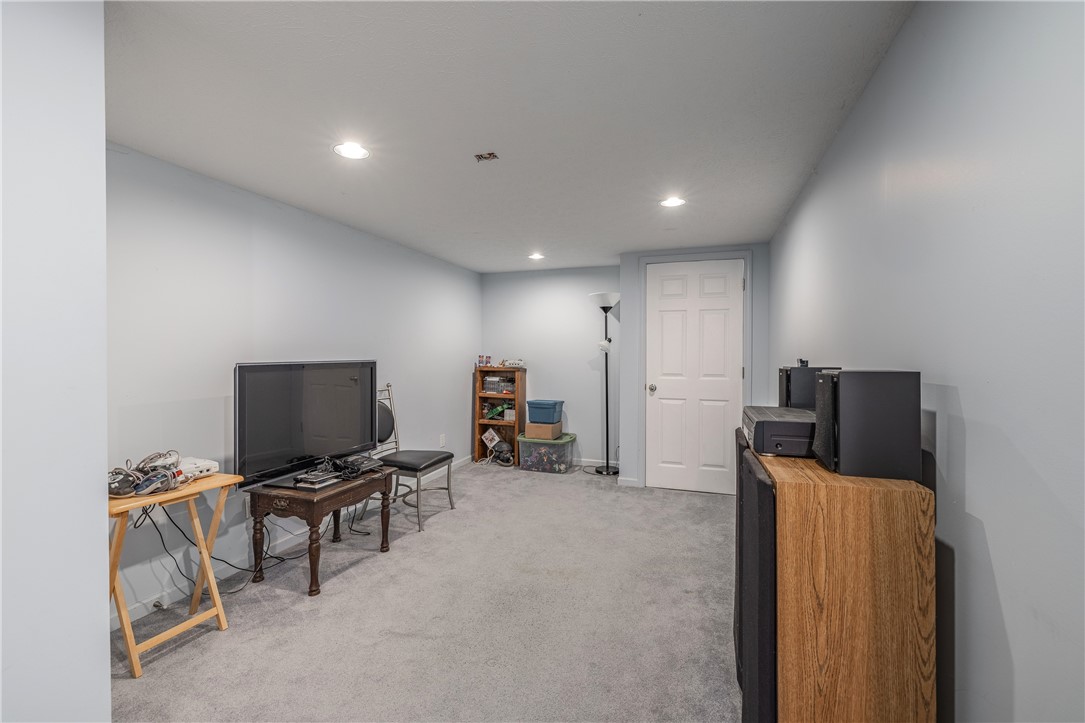 8 Hawkes Trail Trl, Penfield, New York image 34