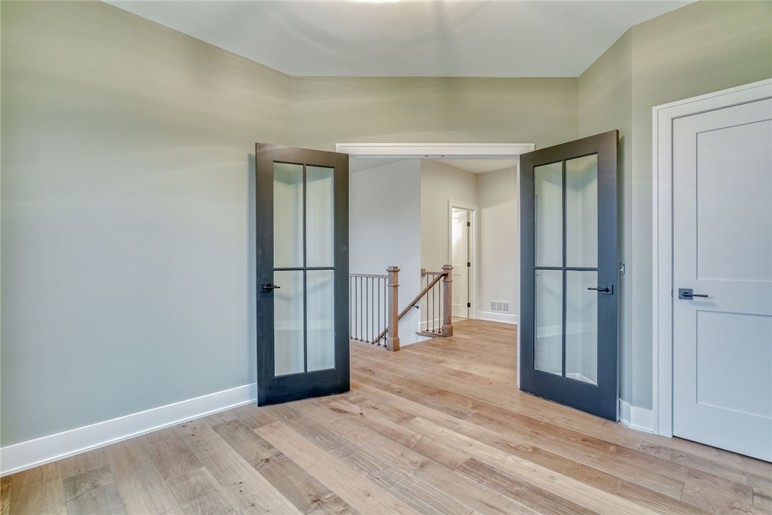 Lot 4 Mile Square Road