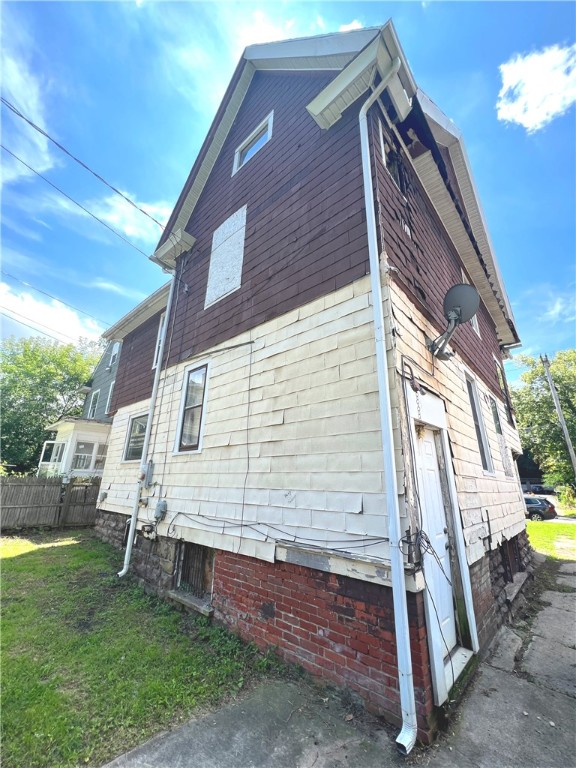 332 Glenwood Avenue, Rochester, New York image 4