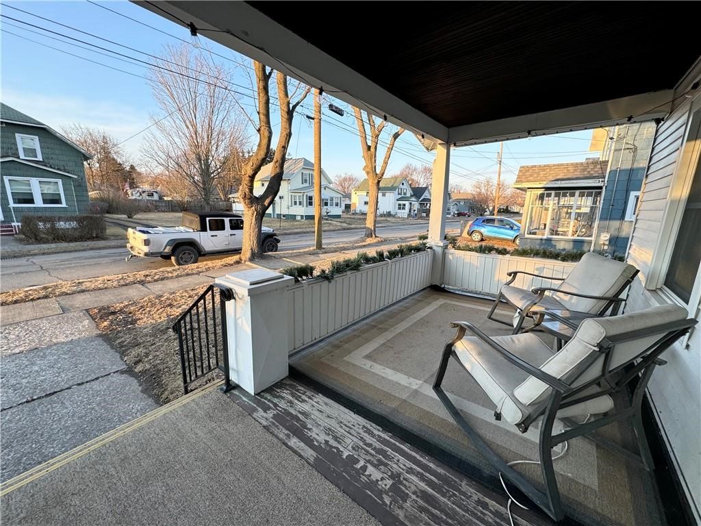 719 Dubois Street