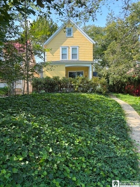 6 Crescent Avenue