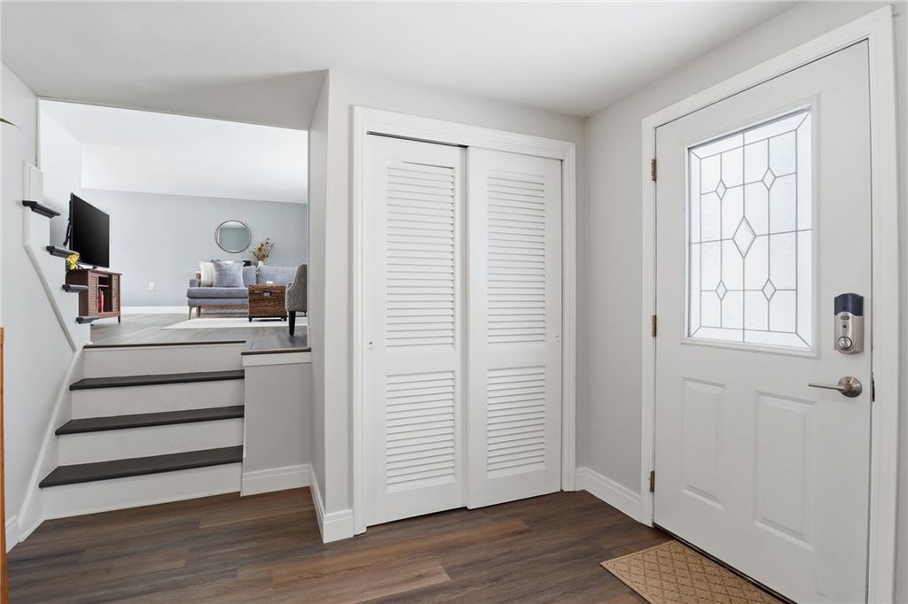 Photo of 93 Parkmeadow Drive, Henrietta, NY 14534 (MLS # R1667533)