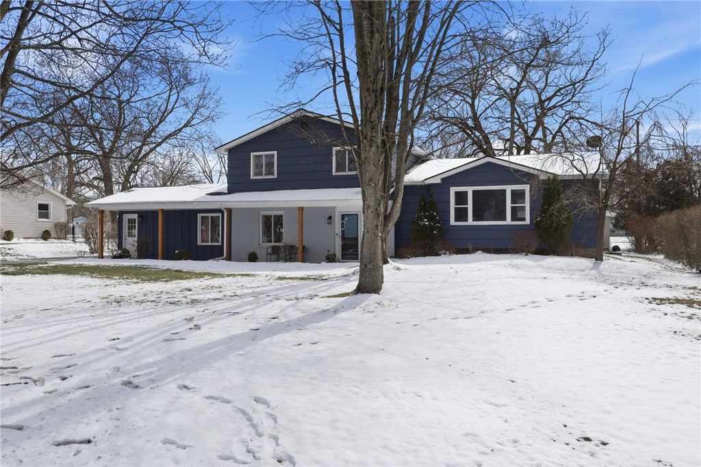 Photo of 93 Parkmeadow Drive, Henrietta, NY 14534 (MLS # R1667533)