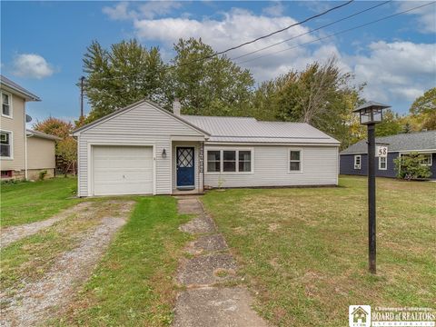 Photo of 58 Backman Avenue, Westfield, NY 14787 (MLS # R1647744)