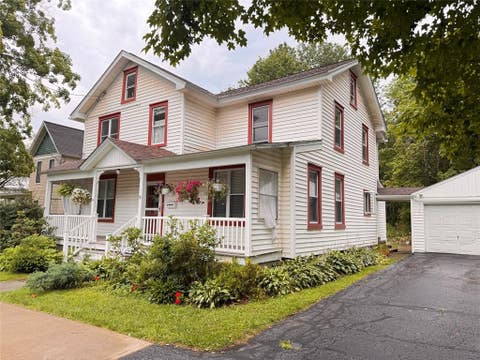 Photo of 34 Clinton Street, Delhi, NY 13753 (MLS # R1702478)