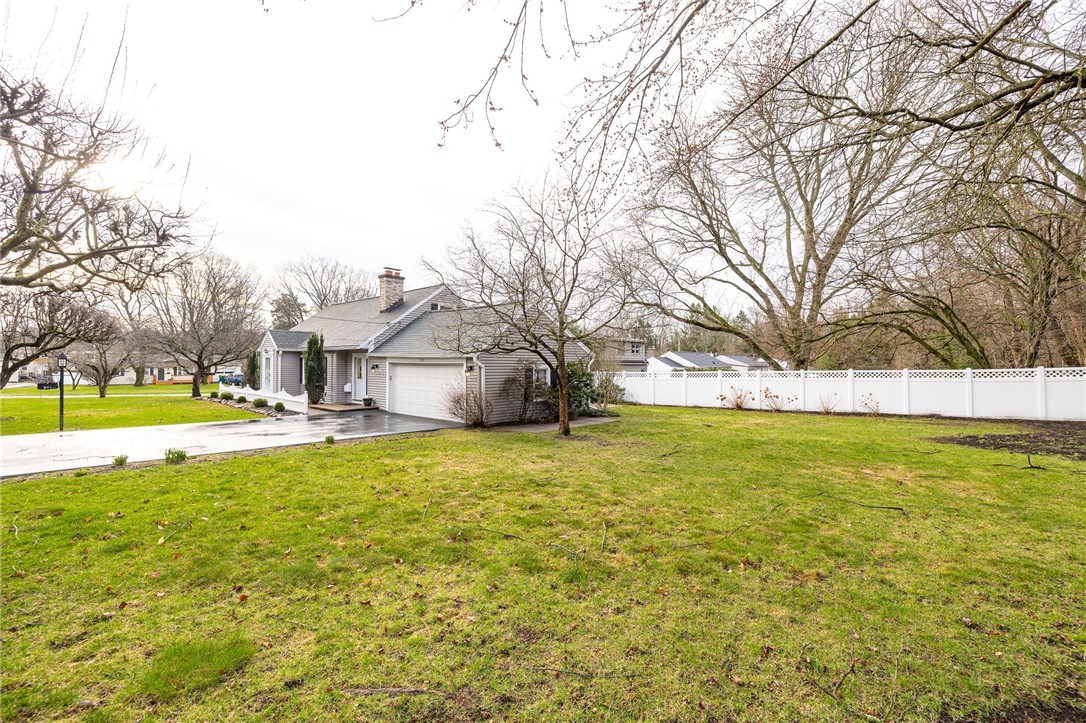 851 Harmon Road, Penfield, New York image 6