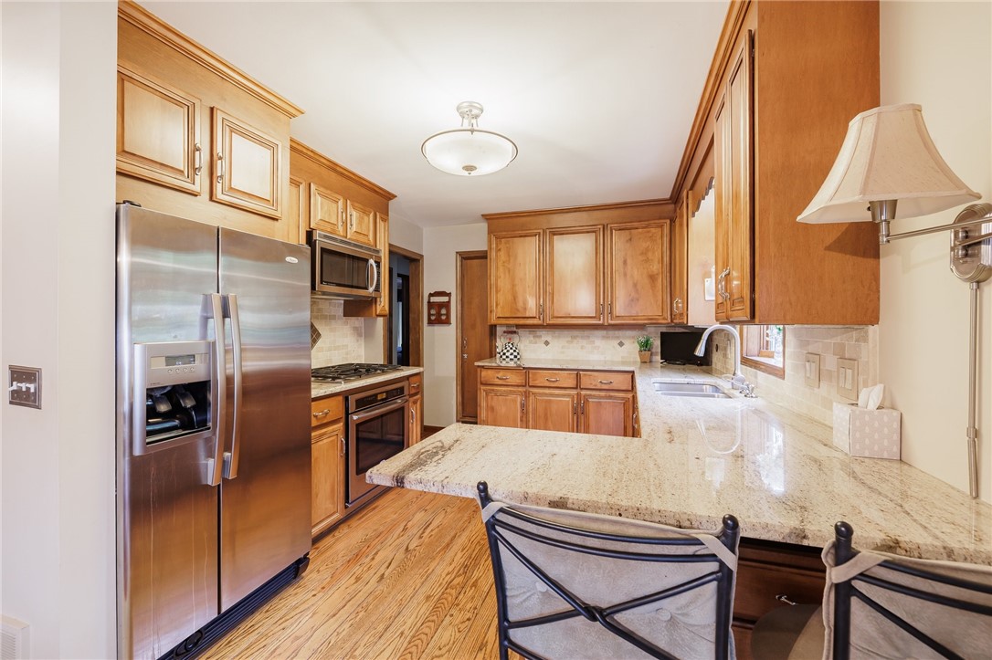851 Harmon Road, Penfield, New York image 11