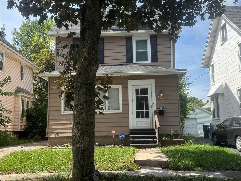 132 Steko Avenue
