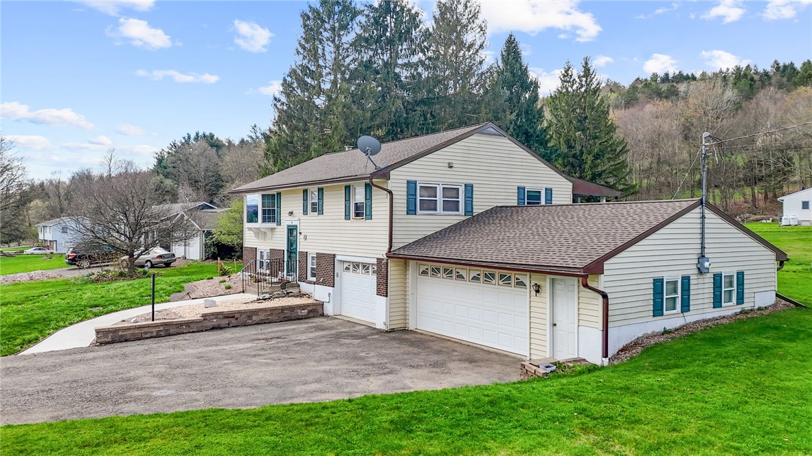 4 Preston Drive - Photo 2
