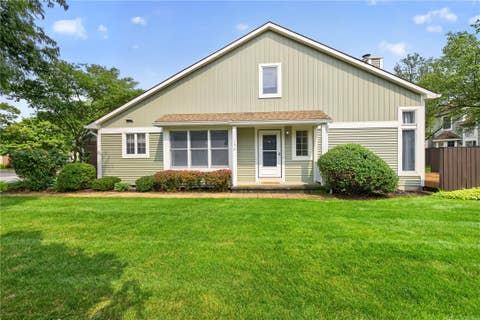 Tiny photo for 176 Montpelier Circle, Brighton, NY 14618 (MLS # R1701428)