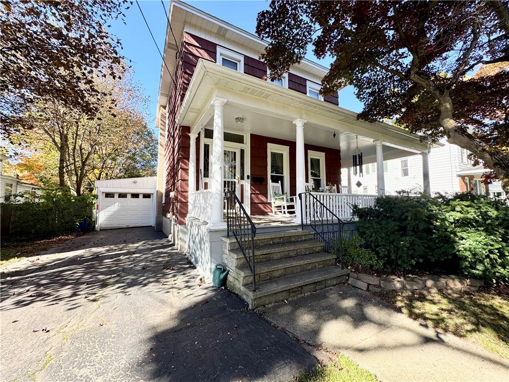 3 Evans Street
