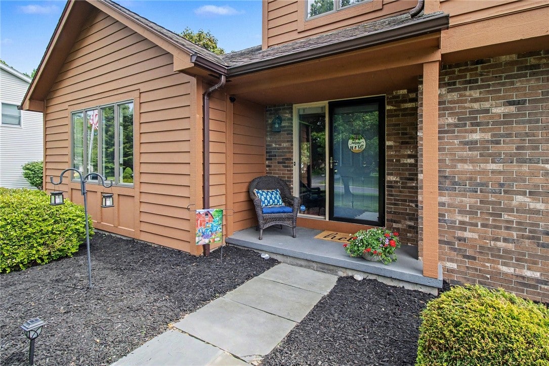 1094 Bright Stream Way