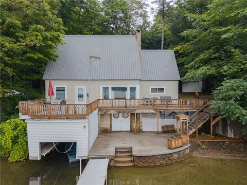 81 Lindenwood Drive Wayland NY 14572