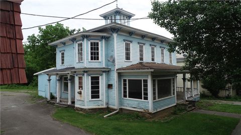 108 N Main Street Naples NY 14512