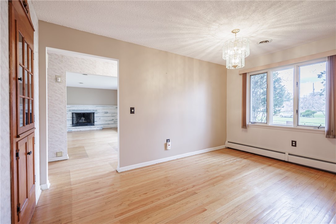 2 Simone Circle, Irondequoit, New York image 12