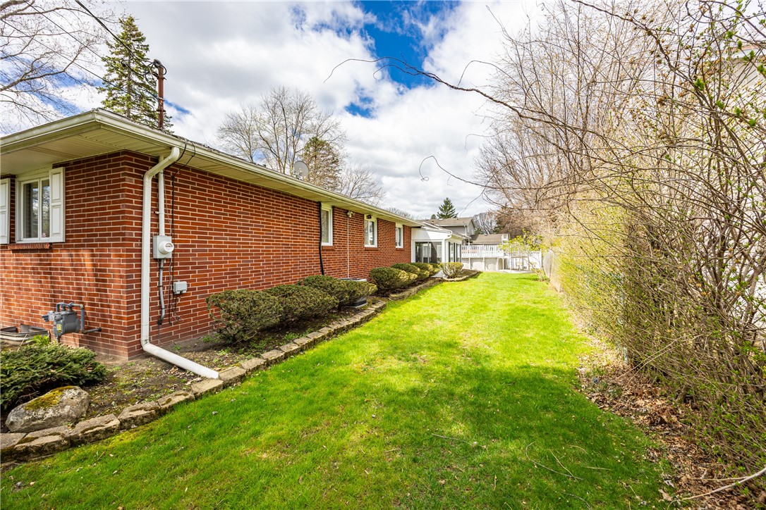 2 Simone Circle, Irondequoit, New York image 7
