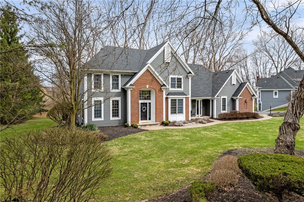 Photo of 20 Arbor Creek Drive, Pittsford, NY 14534 (MLS # R1667162)