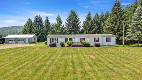 Mobile Home For Sale - 207 County Road 15<br/> Chenango County, New Berlin, NY 13843
