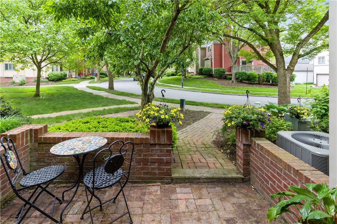 26 Cornhill Place, Rochester, New York image 22