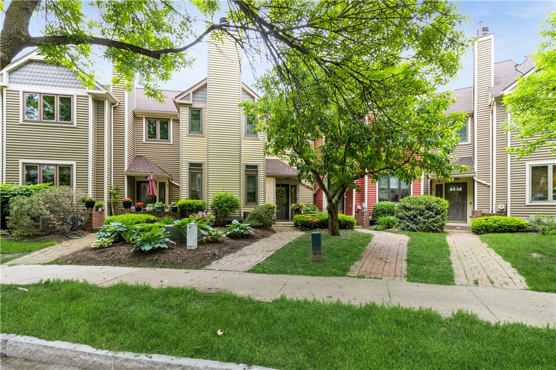 26 Cornhill Place, Rochester, New York image 2