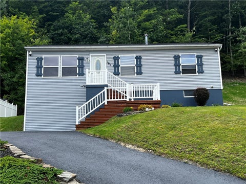 Photo of 187 Parkwood Avenue, Elmira, NY 14903 (MLS # R1714882)