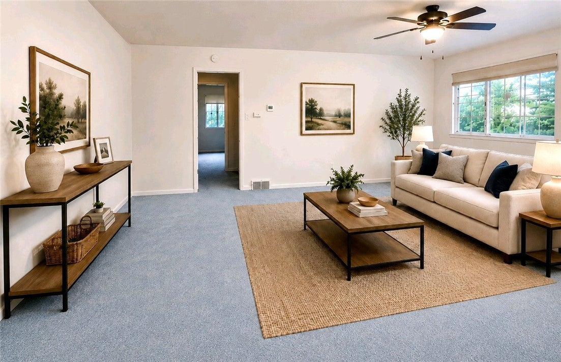 24 Colonial Parkway F