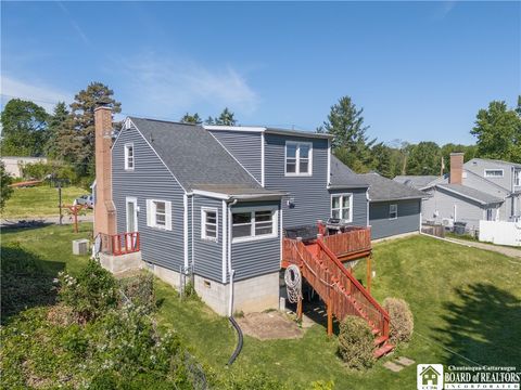 Tiny photo for 7 Bayview Avenue, Hanover, NY 14136 (MLS # R1684513)