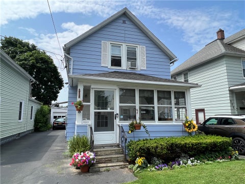 Photo for 218 W Ivy Street